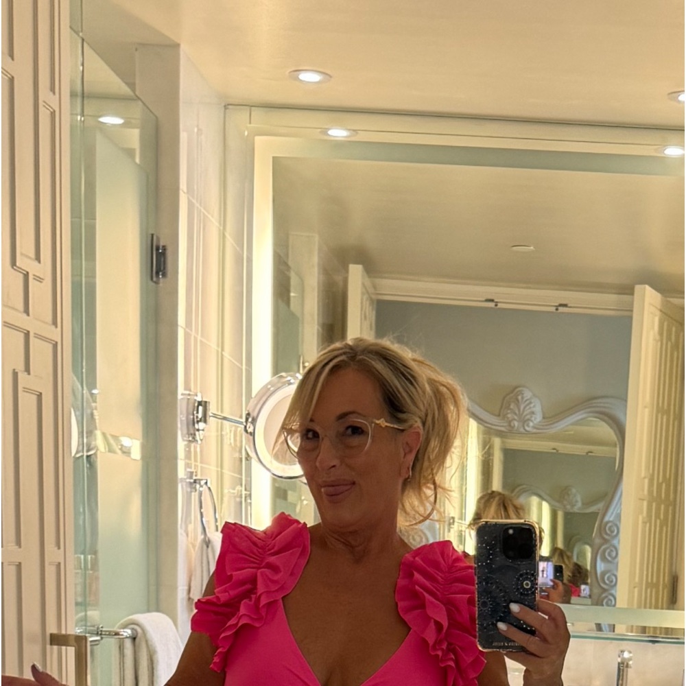 Meet your Posher, Sherrie